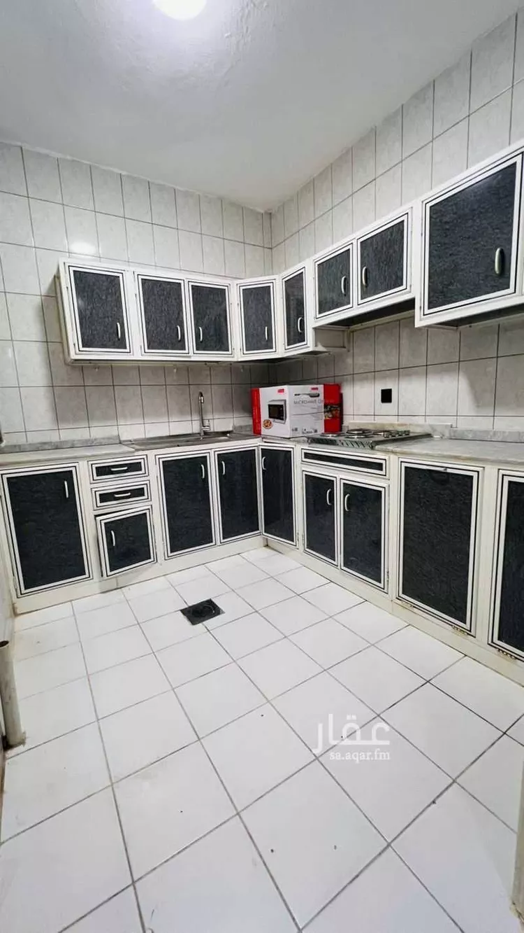 شقة للإيجار في شارع شهداء بدر, حي المروج, مدينة الرياض, منطقة الرياض صورة 3