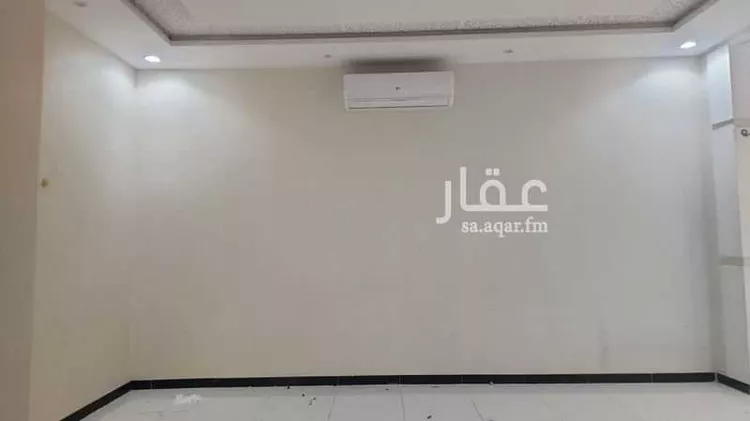 فيلا للإيجار في شارع إبراهيم بن المحب الطبري, حي بدر, مدينة الرياض, منطقة الرياض صورة 2