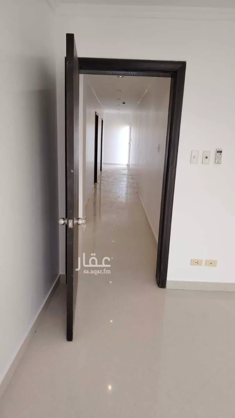 شقة للبيع في شارع مدائن صالح, حي الحمراء, مدينة الخبر, المنطقة الشرقية 17