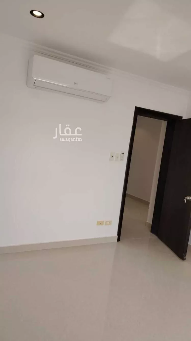 شقة للبيع في شارع مدائن صالح, حي الحمراء, مدينة الخبر, المنطقة الشرقية 6