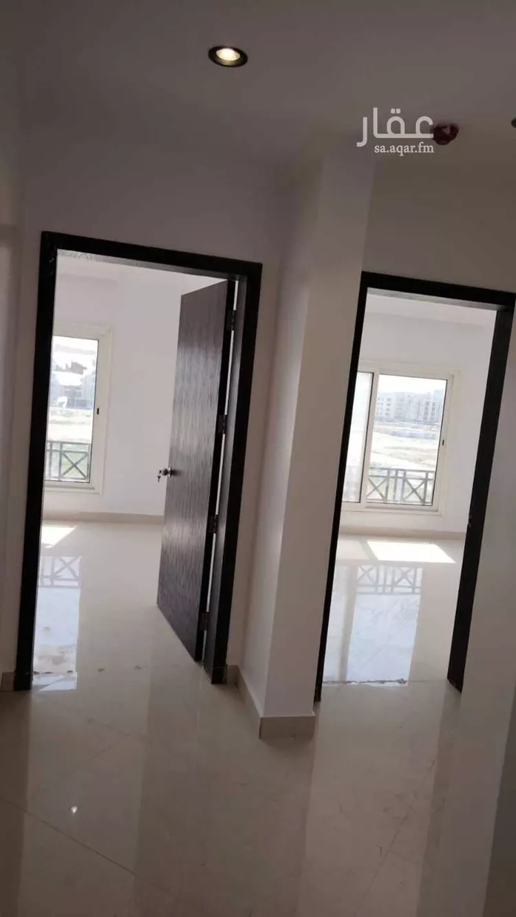 شقة للبيع في شارع مدائن صالح, حي الحمراء, مدينة الخبر, المنطقة الشرقية