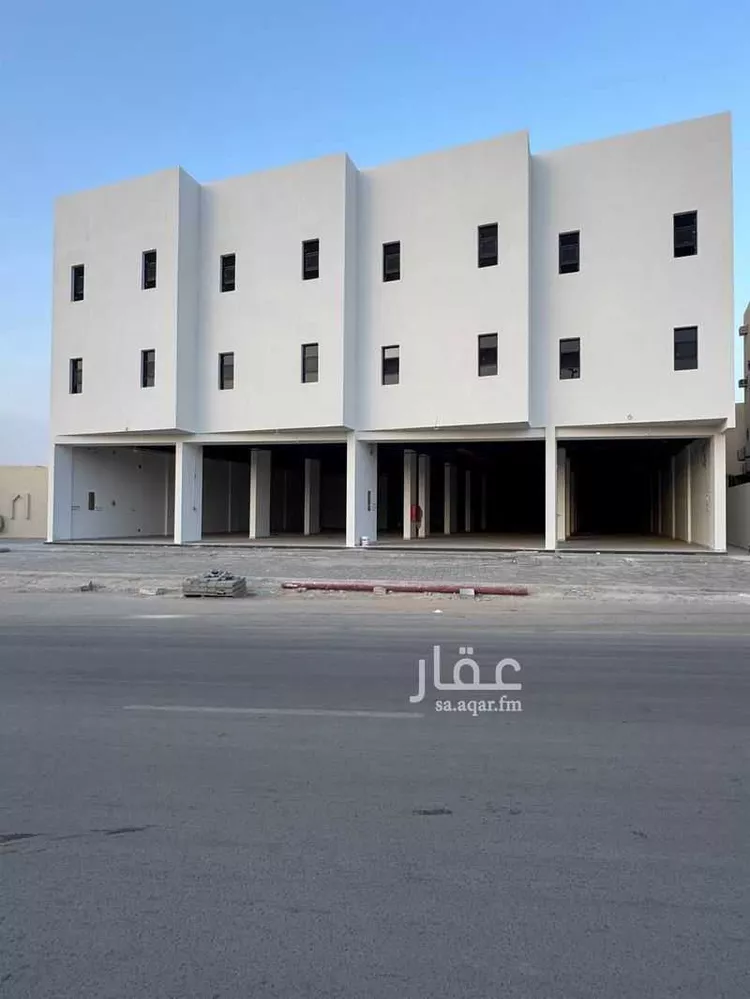 عمارة للإيجار في شارع طريق الملك فيصل بن عبد العزيز, حي المروج, مدينة المزاحمية, منطقة الرياض