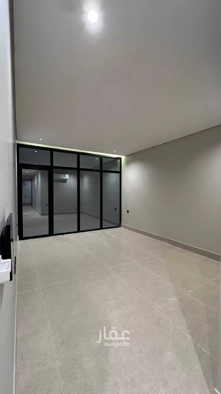 شقة للبيع في شارع الملك فهد بن عبدالعزيز سعود, حي الحمراء, مدينة الخبر, المنطقة الشرقية