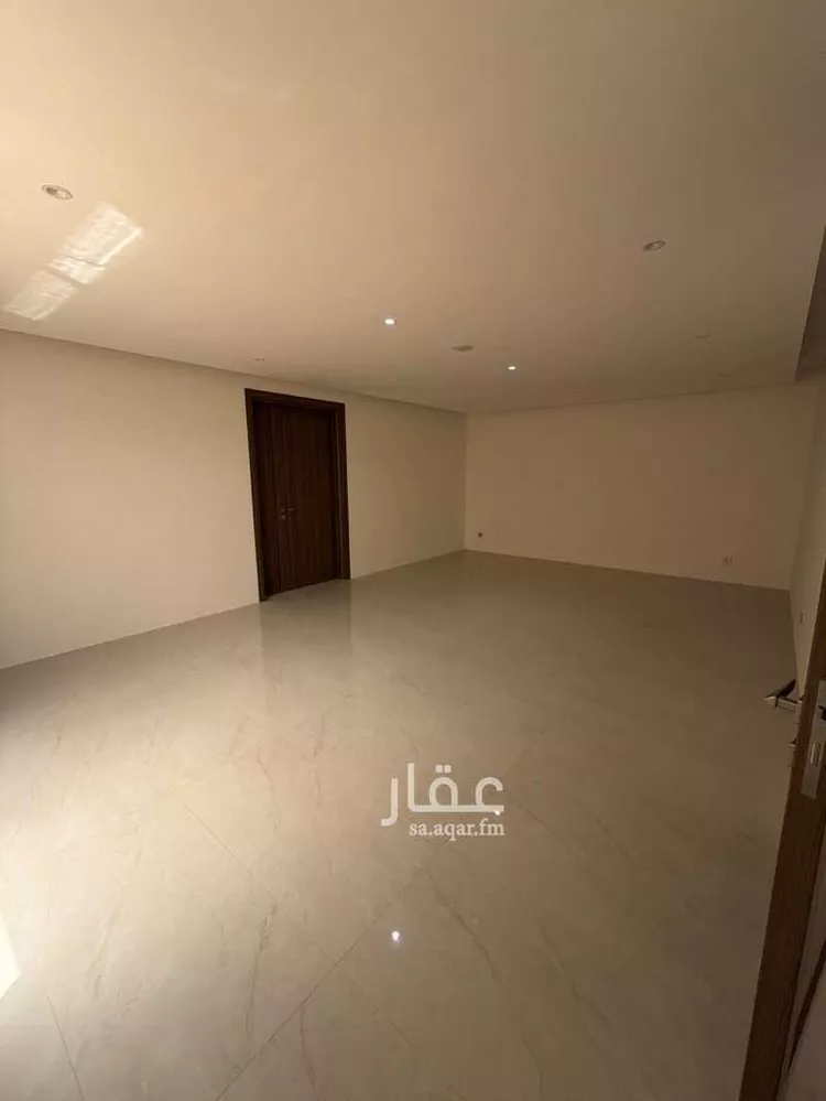 فيلا للبيع في شارع الكمال بن طلحة, حي الرمال, مدينة الرياض, منطقة الرياض 6