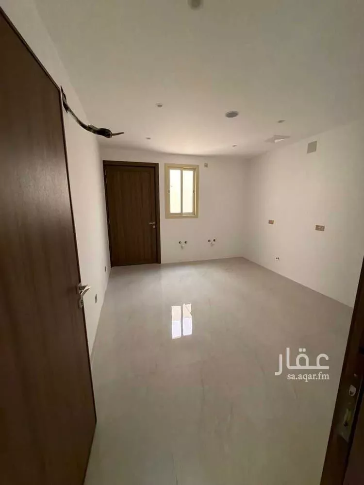 فيلا للبيع في شارع الكمال بن طلحة, حي الرمال, مدينة الرياض, منطقة الرياض 8