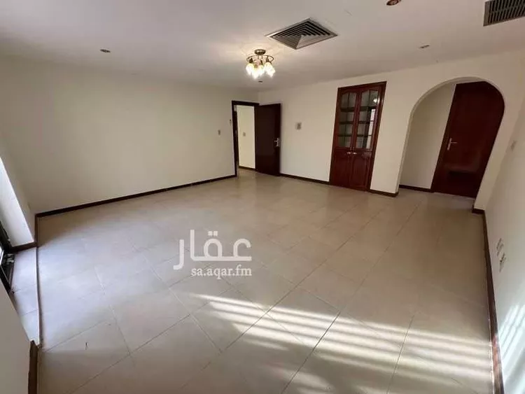 فيلا للبيع في شارع طريق الملك فهد, مدينة مدينه الجبيل الصناعيه, المنطقة الشرقية صورة 5