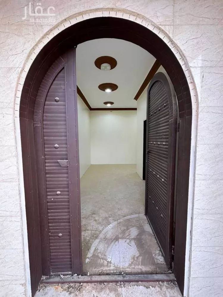 فيلا للبيع في شارع عمر ابن معاوية ، حي الحيلة الشرقي ، محايل عسير ، محايل صورة 5
