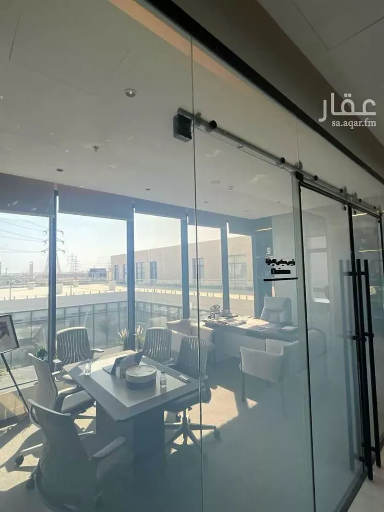 Commercial Office for Rent in Riyadh Al Malqa صورة 2