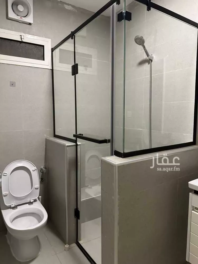 شقة للإيجار في شارع العشيرة, حي ظهرة لبن, مدينة الرياض, منطقة الرياض 8