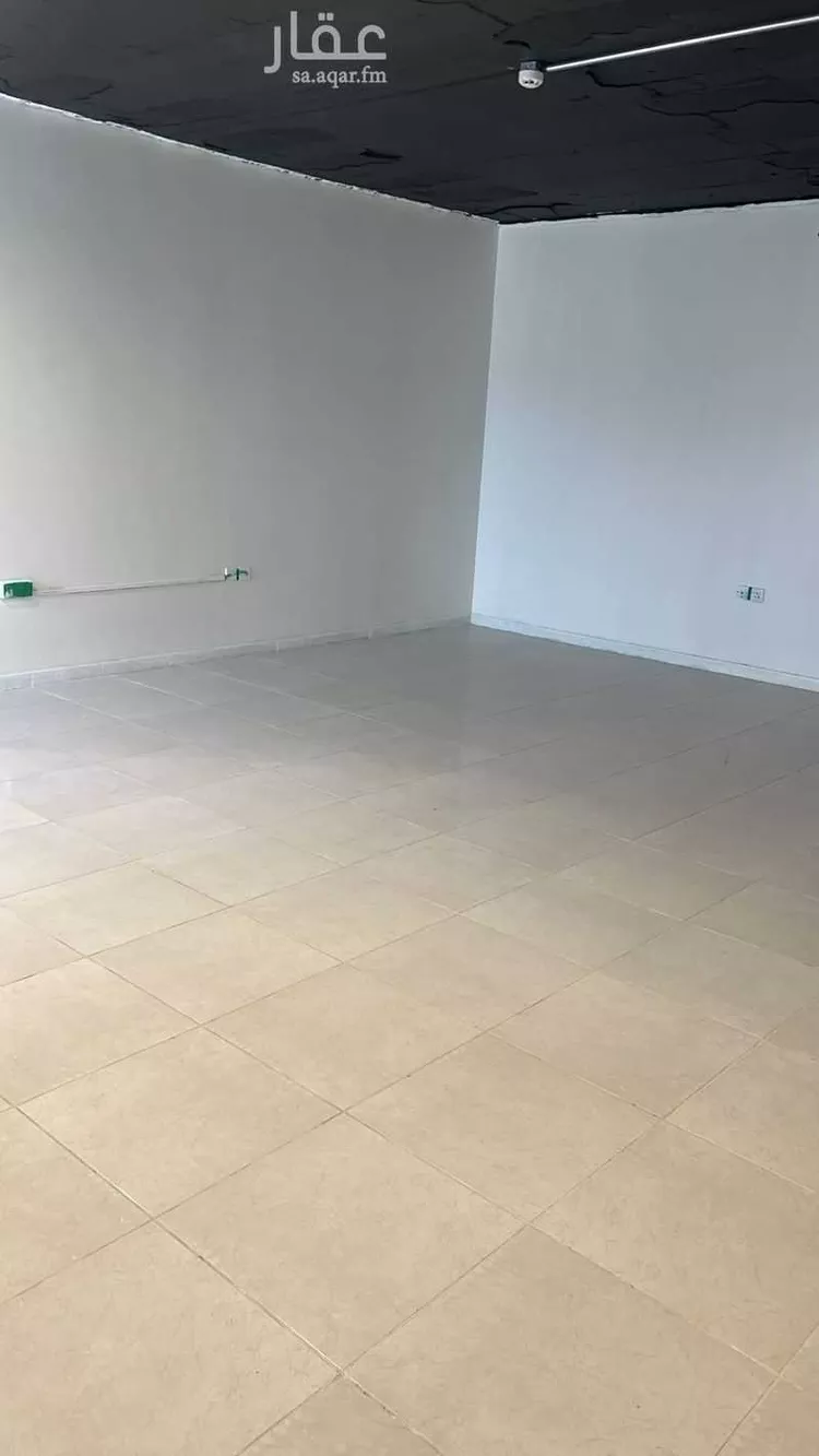 مكتب تجاري للإيجار في شارع طريق الامير محمد بن سعد بن عبد العزيز, حي الملقا, مدينة الرياض, منطقة الرياض صورة 2