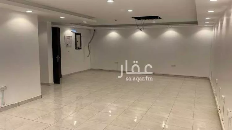 مكتب تجاري للإيجار في شارع طريق الامير محمد بن سعد بن عبد العزيز, حي الملقا, مدينة الرياض, منطقة الرياض صورة 2
