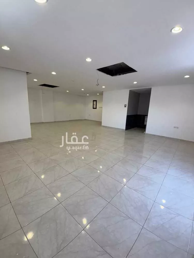 مكتب تجاري للإيجار في شارع طريق الامير محمد بن سعد بن عبد العزيز, حي الملقا, مدينة الرياض, منطقة الرياض صورة 3