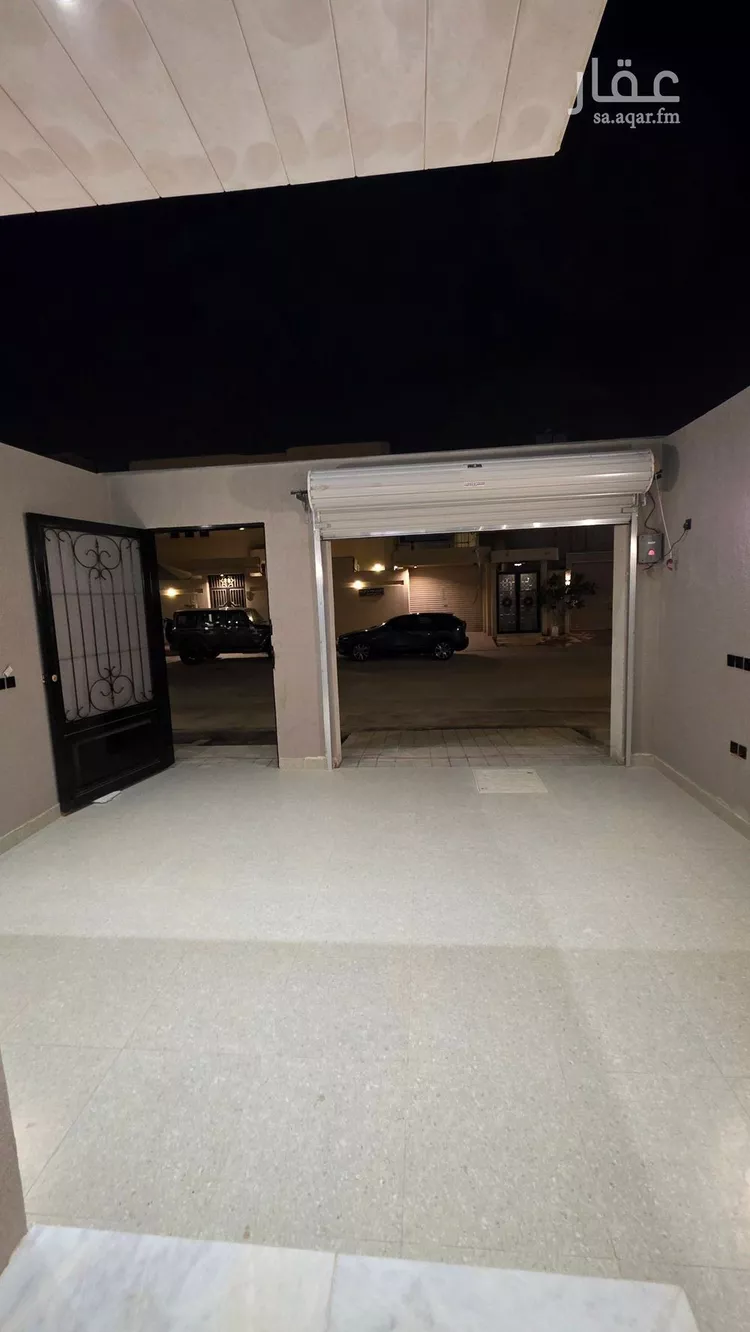 دور للبيع في شارع ابي جعفر بن ابي زيد, حي الخليج, مدينة الرياض, منطقة الرياض