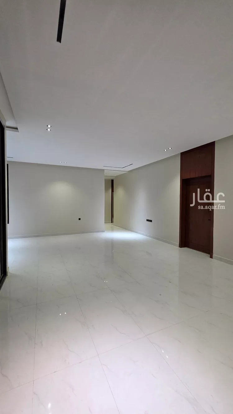 دور للبيع في شارع ابي جعفر بن ابي زيد, حي الخليج, مدينة الرياض, منطقة الرياض صورة 2