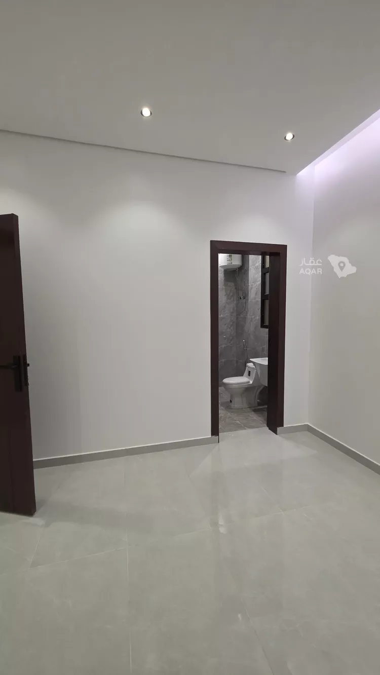 دور للبيع في شارع النبراس, حي الخليج, مدينة الرياض, منطقة الرياض صورة 3