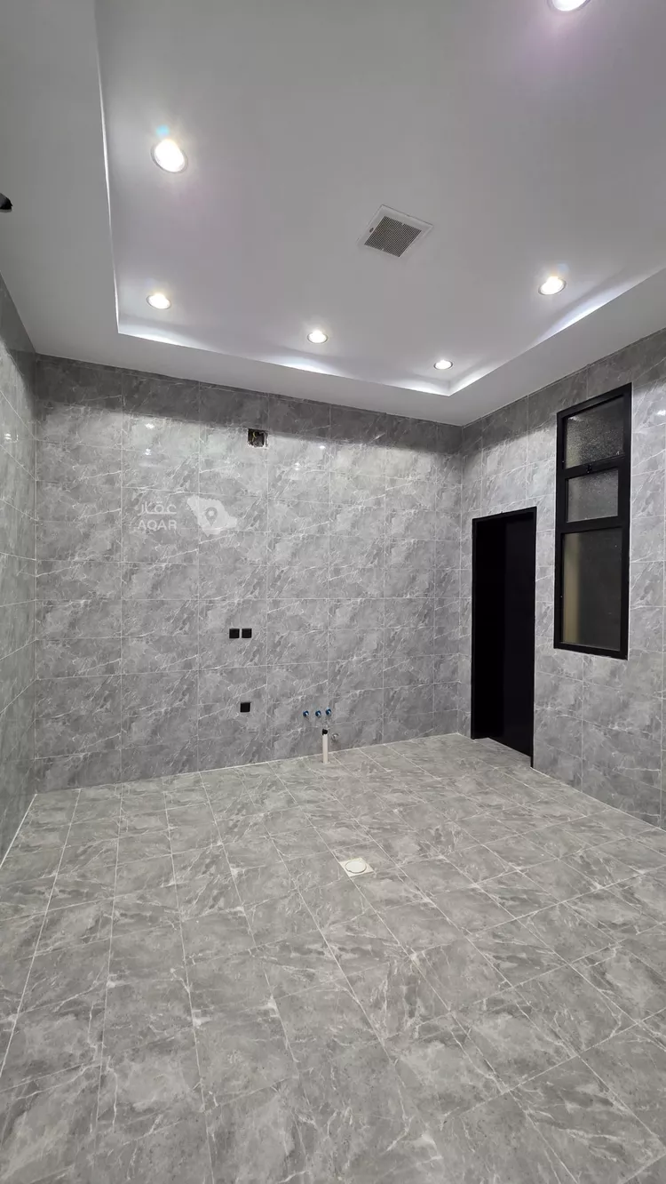 دور للبيع في شارع جبة, حي الخليج, مدينة الرياض, منطقة الرياض 9