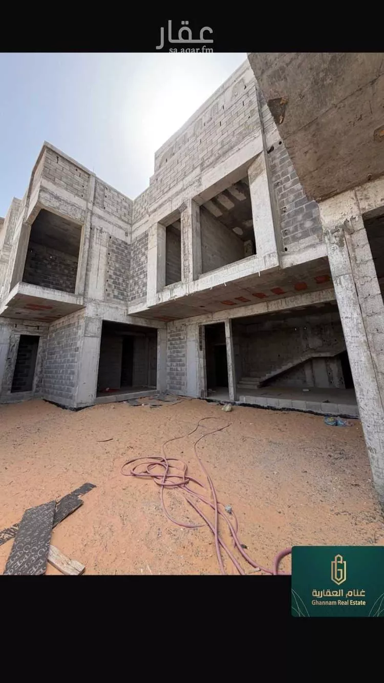 فيلا للبيع في شارع السحاب, حي الرمال, مدينة بريدة, منطقة القصيم