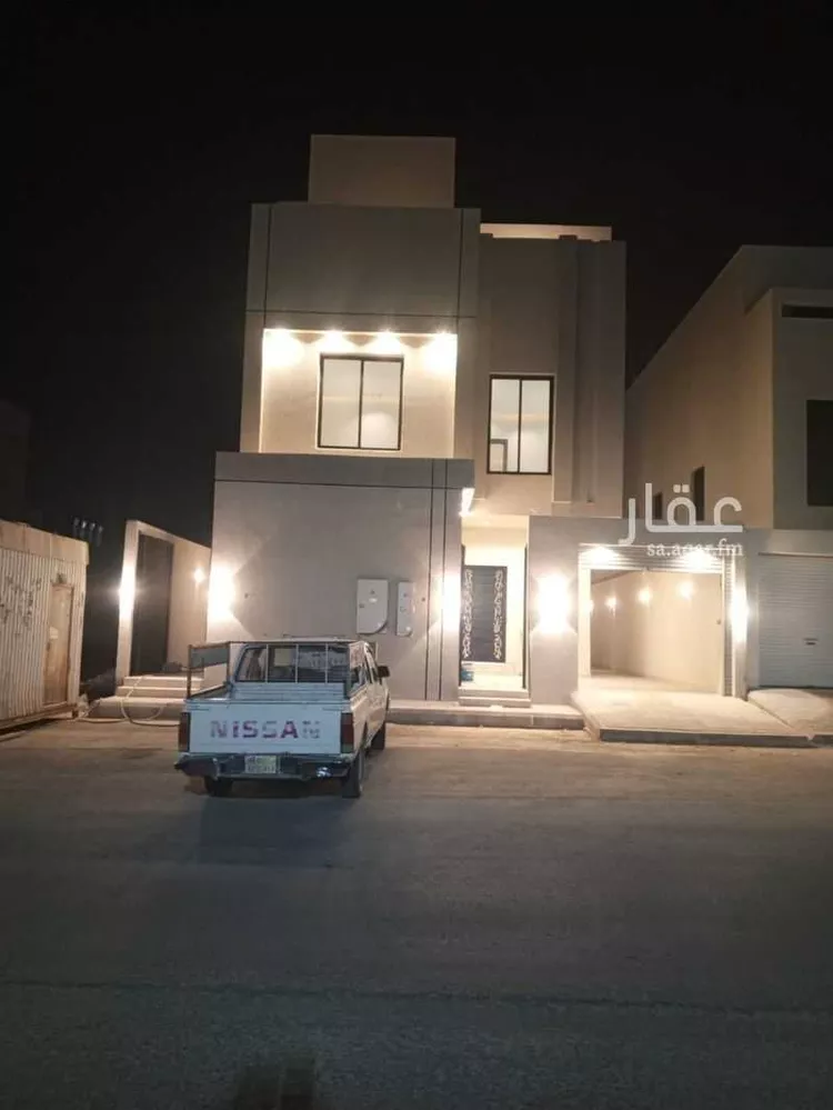 شقة للبيع في شارع عبدالوهاب بن مجاهد ، حي الشرق ، الرياض ، منطقة الرياض