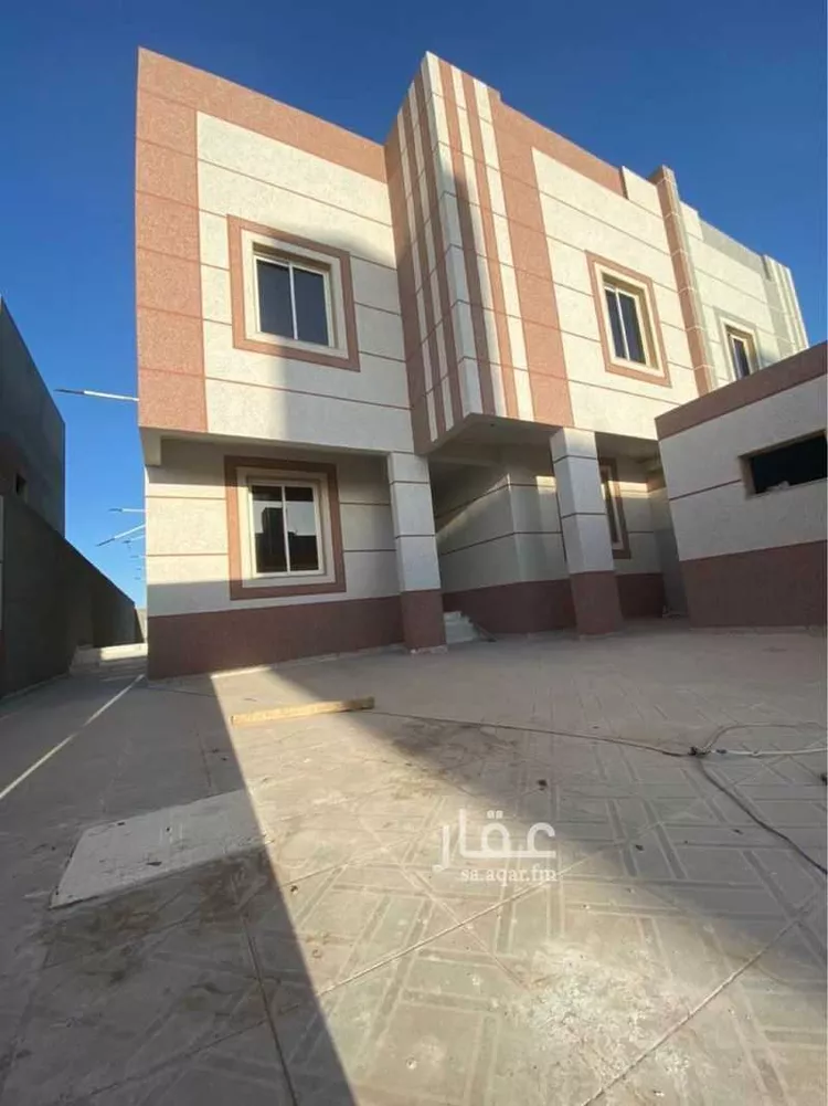 فيلا للبيع في شارع عبدالله بن بشر ، حي المصيف الاول ، تبوك ، منطقة تبوك