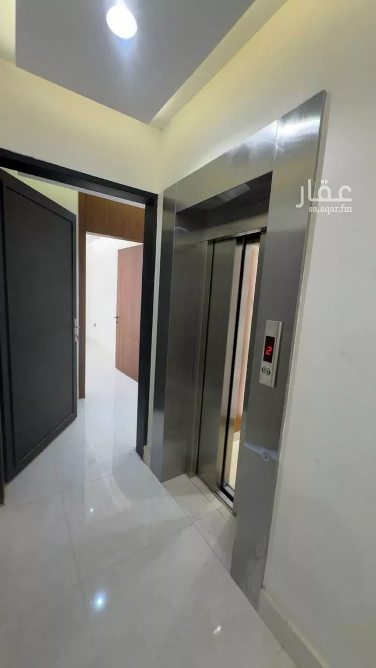 Floor for Sale in Riyadh Ghirnatah 13