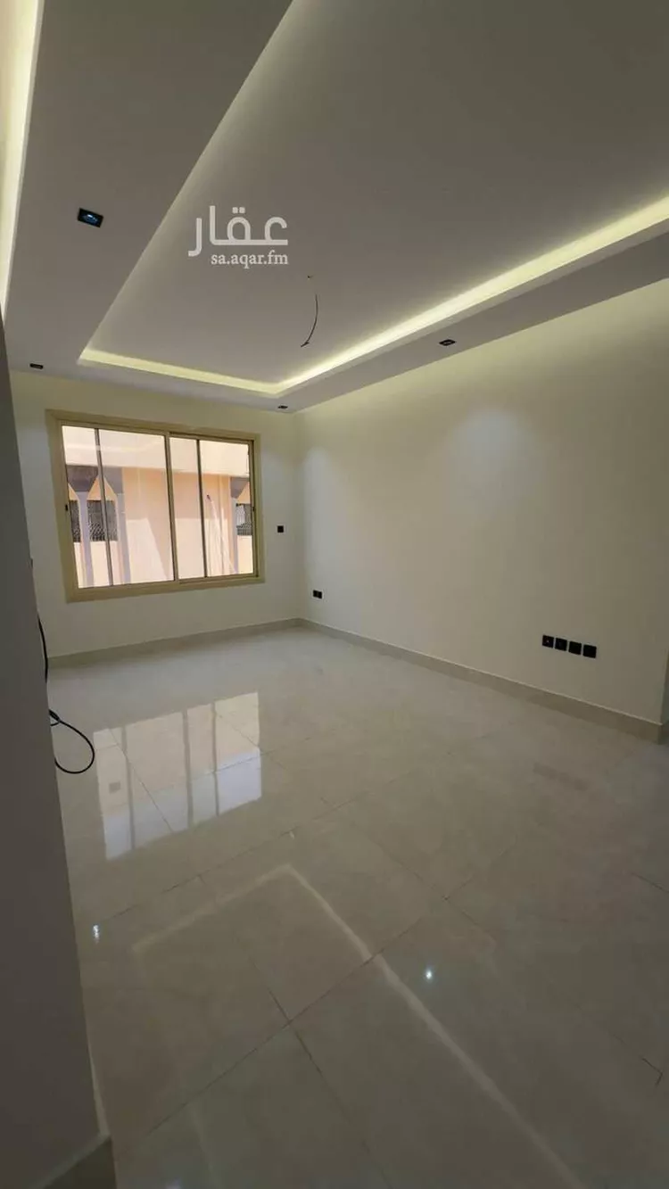 Floor for Sale in Riyadh Ghirnatah 8