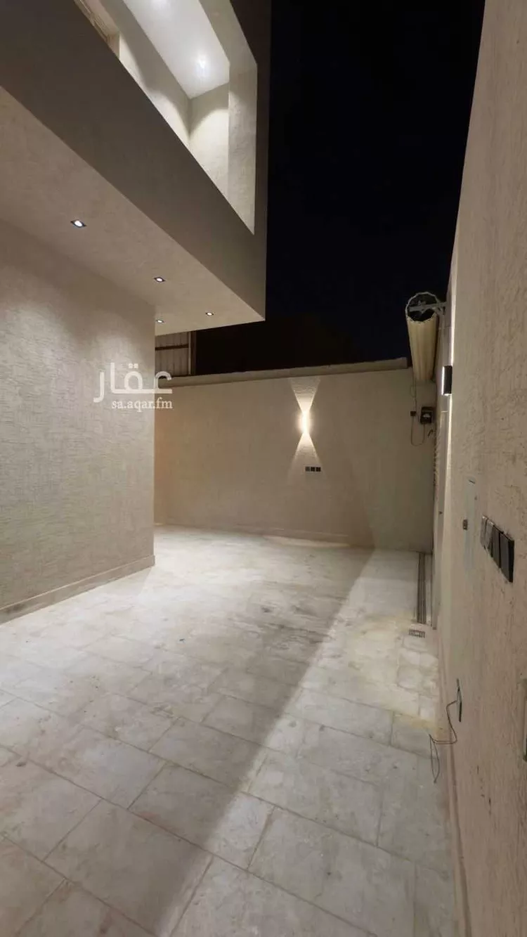 دور للبيع في شارع وادي حلب, حي غرناطة, مدينة الرياض, منطقة الرياض صورة 4