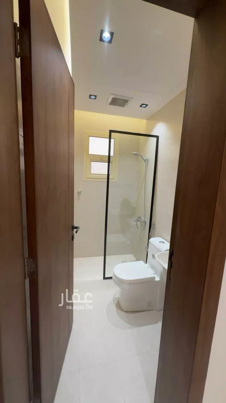Floor for Sale in Riyadh Ghirnatah 9