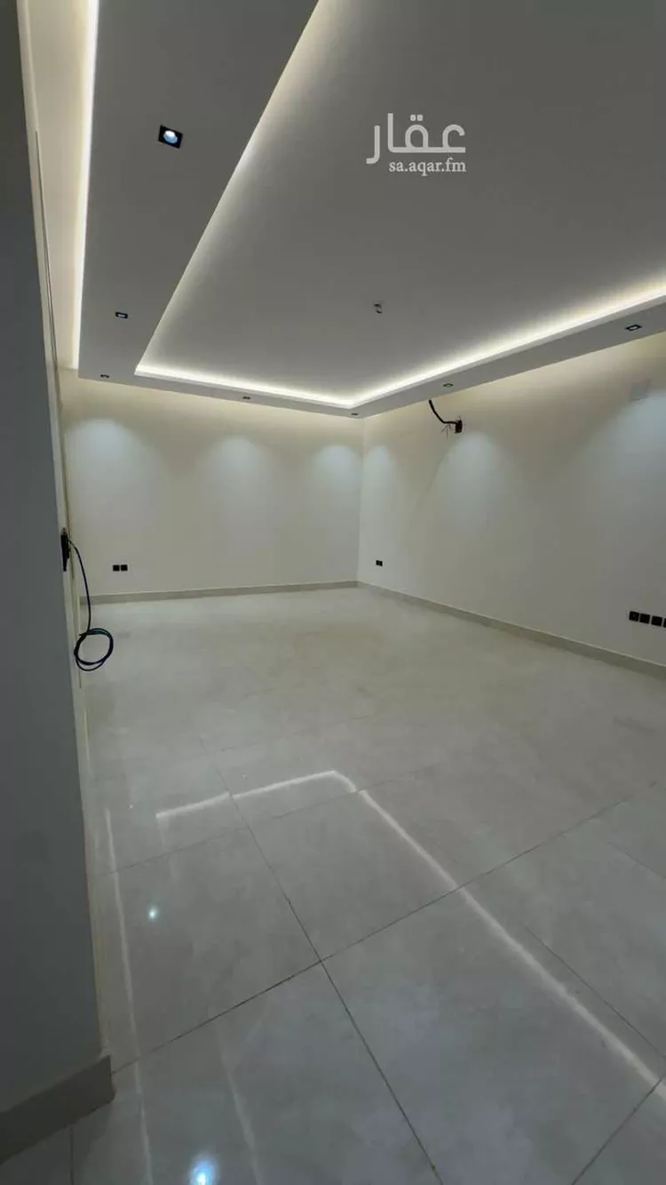 Floor for Sale in Riyadh Ghirnatah 12