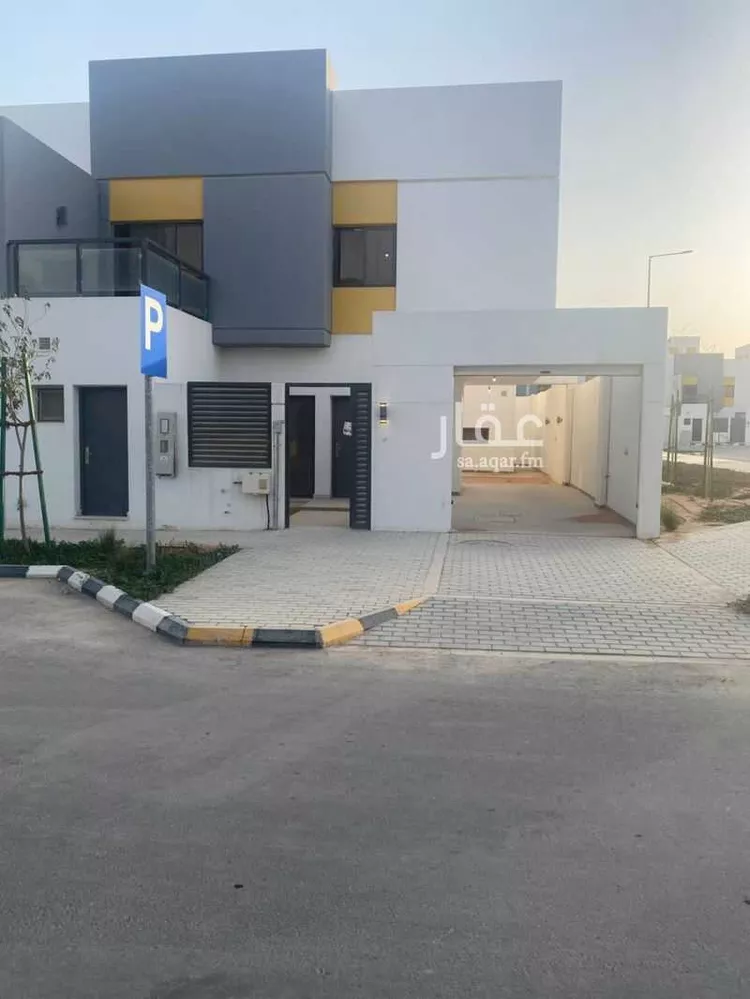 فيلا للإيجار في شارع إسماعيل الفلكي, حي مطار الملك خالد الدولي, مدينة الرياض, منطقة الرياض صورة 4