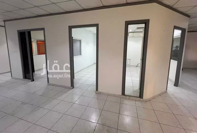 مكتب تجاري للإيجار في شارع الامير سلطان ابن عبدالعزيز, حي العليا, مدينة الرياض, منطقة الرياض صورة 5