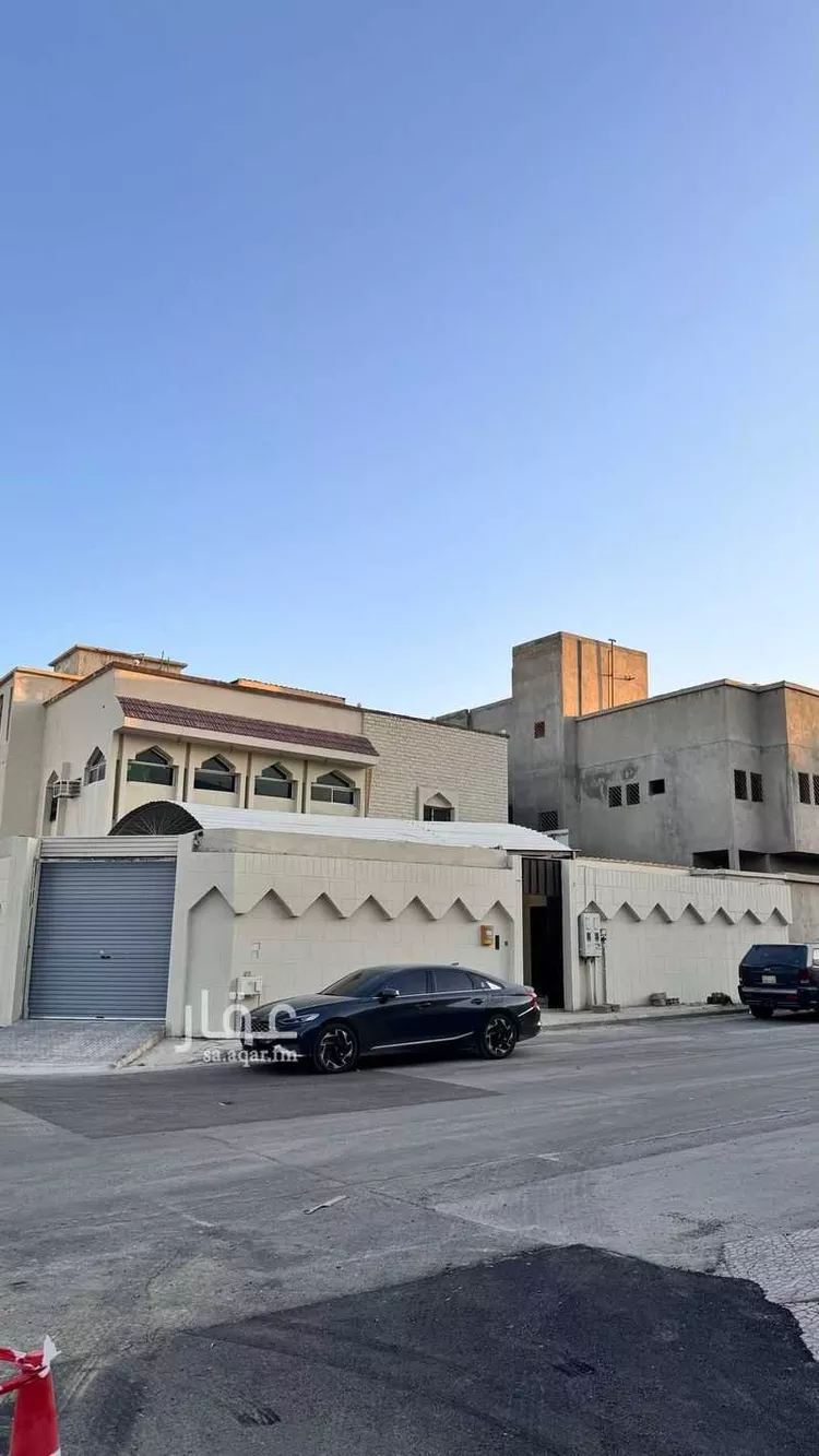 فيلا للبيع في شارع شرف الدين بن بدران, حي السويدي, مدينة الرياض, منطقة الرياض صورة 2