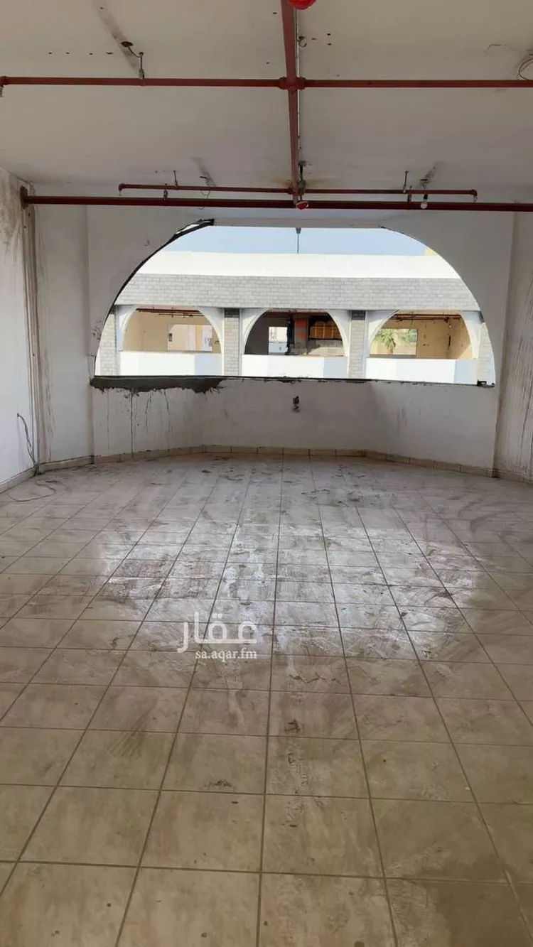 محل للإيجار في شارع طريق عمر بن الخطاب, حي عروة, مدينة المدينة المنورة, منطقة المدينة المنورة صورة 4
