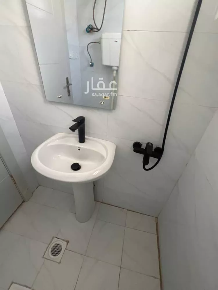 غرفة للإيجار في شارع الهام, حي بدر, مدينة الرياض, منطقة الرياض صورة 4
