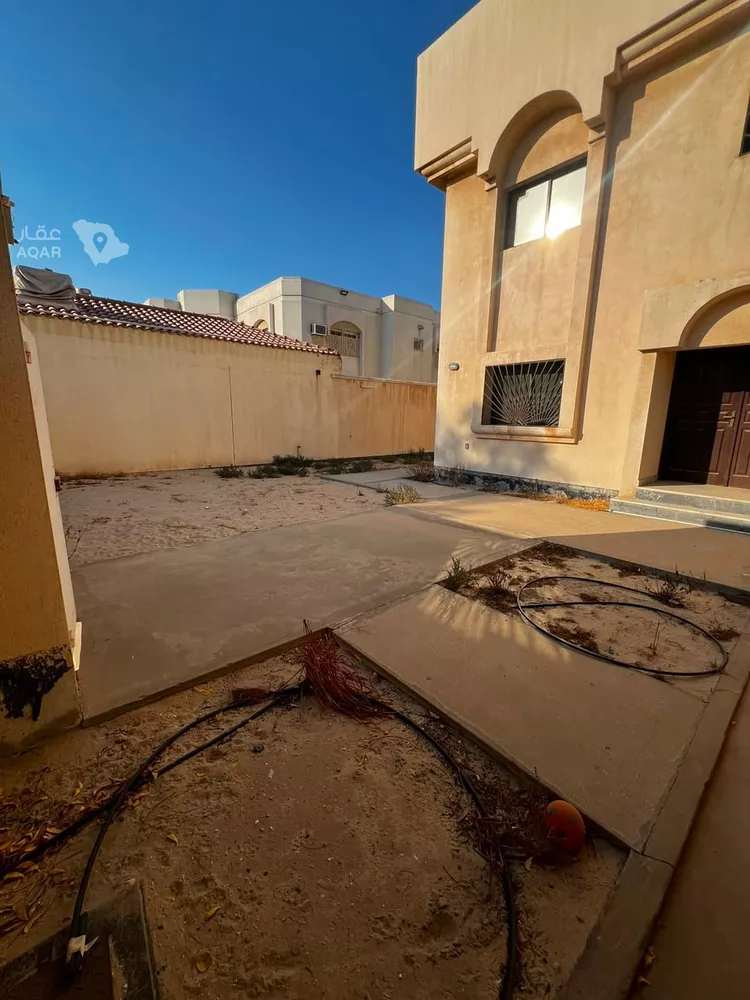 فيلا للإيجار في شارع الترمذي, حي الفردوس, مدينة مدينه الجبيل الصناعيه, المنطقة الشرقية صورة 3