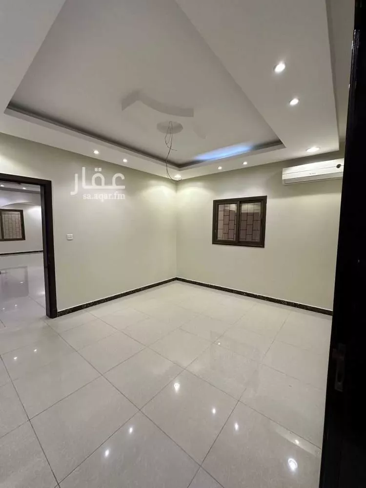 فيلا للبيع في شارع حبيب بن حبانة, حي طيبة, مدينة الدمام, المنطقة الشرقية صورة 3