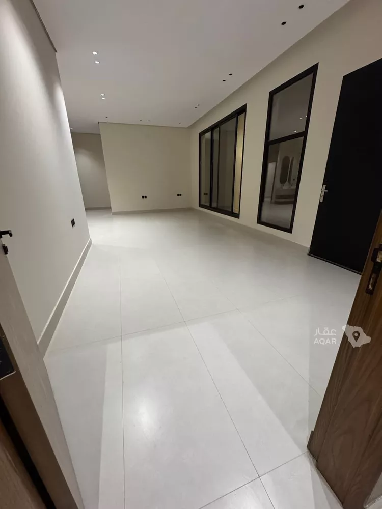 دور للبيع في شارع طريق الثمامة, حي الرمال, مدينة الرياض, منطقة الرياض صورة 2