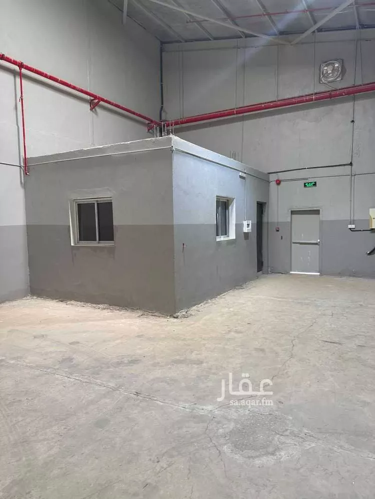 مستودع للإيجار في شارع أبي العزائم, حي المروة, مدينة الرياض, منطقة الرياض صورة 4