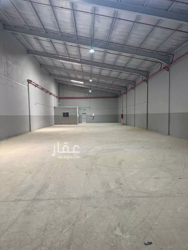 مستودع للإيجار في شارع أبي العزائم, حي المروة, مدينة الرياض, منطقة الرياض