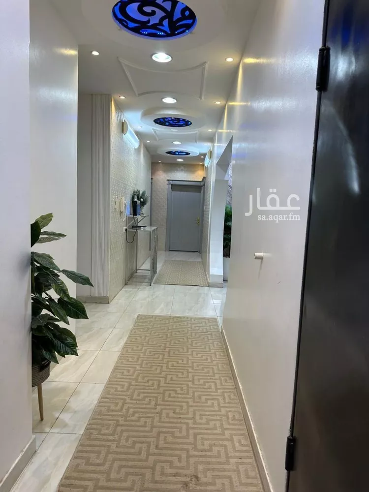 فيلا للبيع في شارع أبي العالية الرياحي, حي الرمال, مدينة الرياض, منطقة الرياض صورة 2