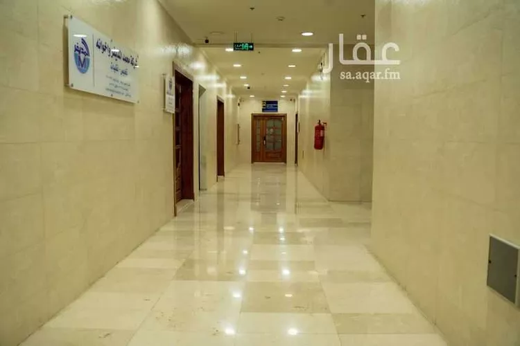 مكتب تجاري للإيجار في شارع طريق الملك فيصل, حي الطبيشي, مدينة الدمام, المنطقة الشرقية صورة 4