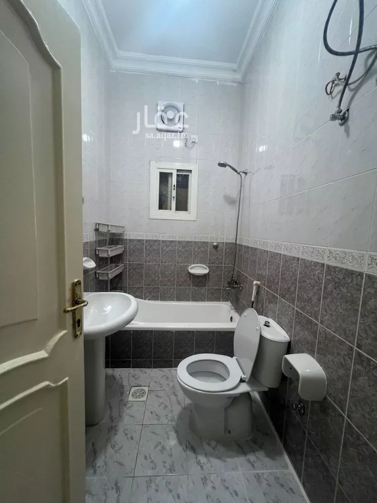 شقة للإيجار في شارع قيس ابن صيفي, حي الصفاء, مدينة جدة, منطقة مكة المكرمة