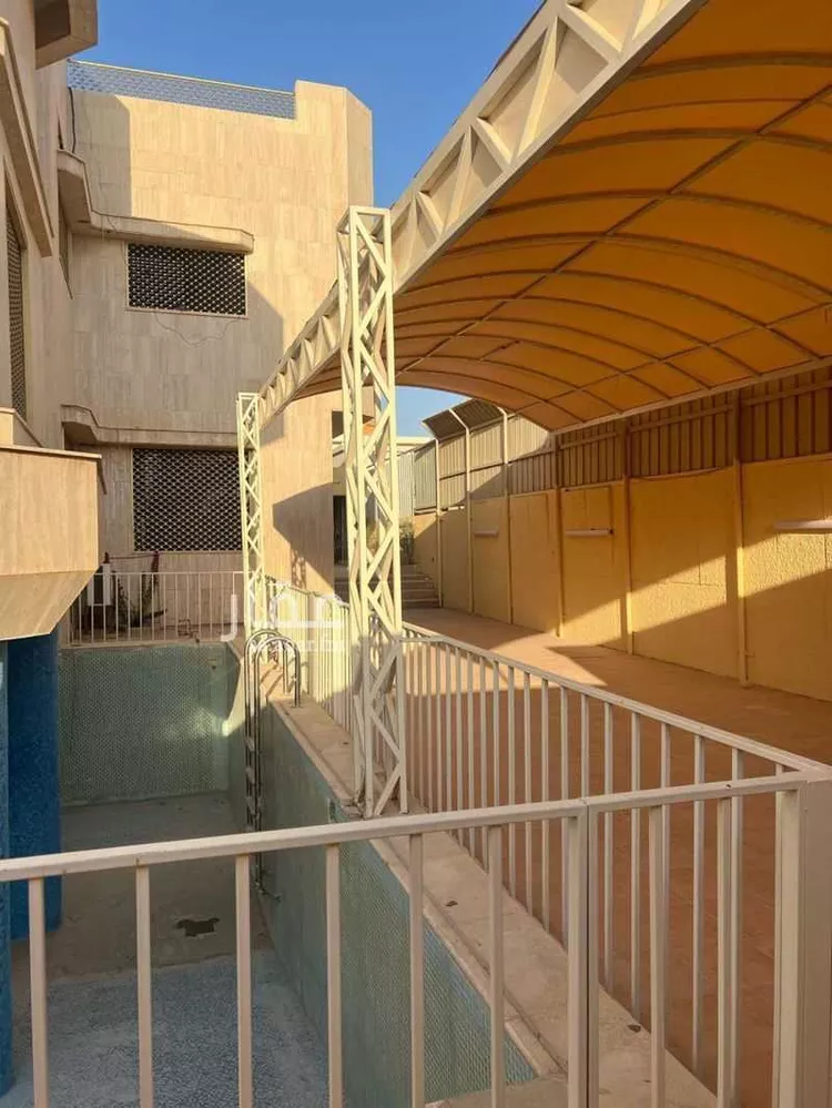 فيلا للإيجار في شارع أبي الفضل الهمذاني ، حي صلاح الدين ، الرياض ، منطقة الرياض صورة 5