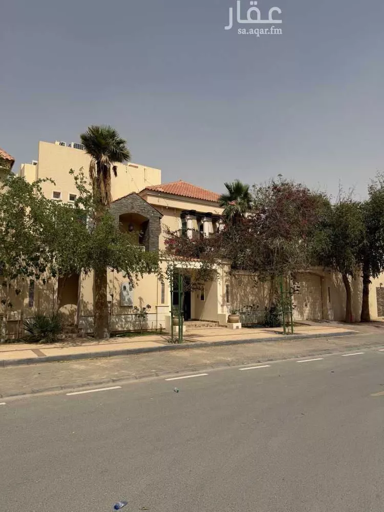 فيلا للبيع في شارع علاج بن عمرو, حي الفلاح, مدينة الرياض, منطقة الرياض صورة 2