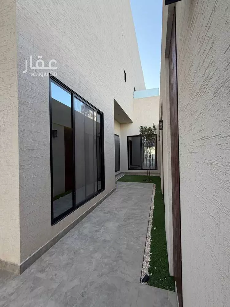 Floor for Sale in Riyadh An Narjis 7