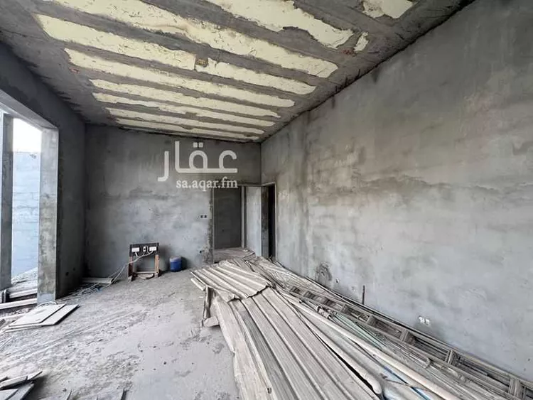 فيلا للبيع في شارع السريه, حي الجامعة, مدينة الظهران, المنطقة الشرقية صورة 2