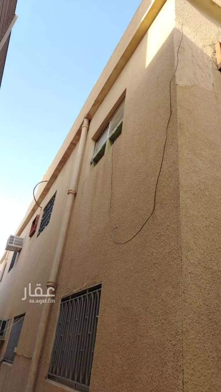 فيلا للبيع في شارع نجم الدين الأيوبي, حي الربوة, مدينة الرياض, منطقة الرياض صورة 5