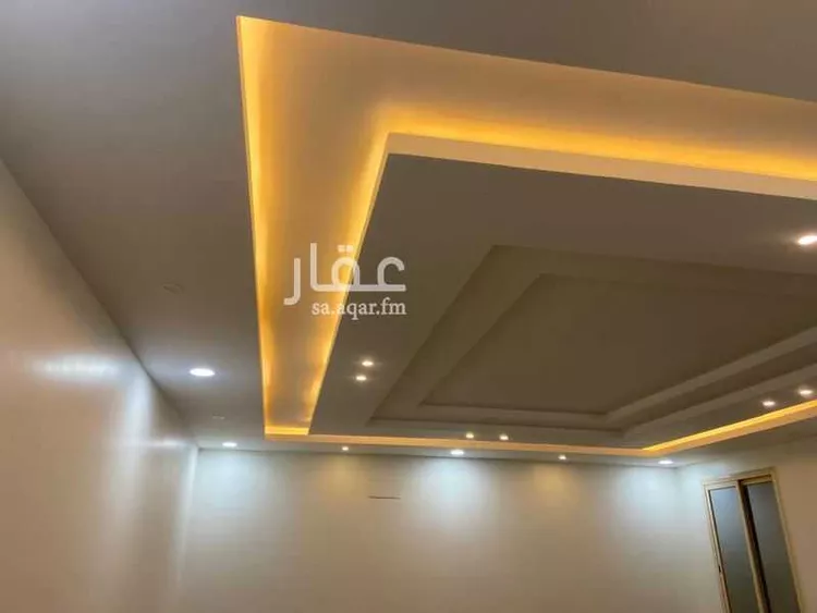 فيلا للإيجار في شارع 7719098, حي الوفاء, مدينة خميس مشيط, منطقة عسير صورة 5