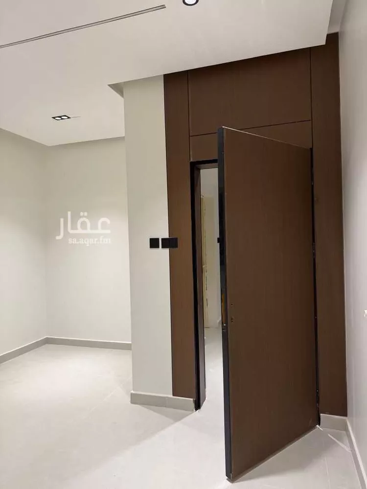 فيلا للبيع في شارع ابن خير الاشبيلي, حي منسوبي التعليم الأول, مدينة الاحساء, المنطقة الشرقية صورة 2