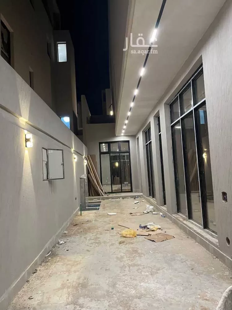 فيلا للبيع في شارع الحسين بن رواحة, حي الرمال, مدينة الرياض, منطقة الرياض صورة 5