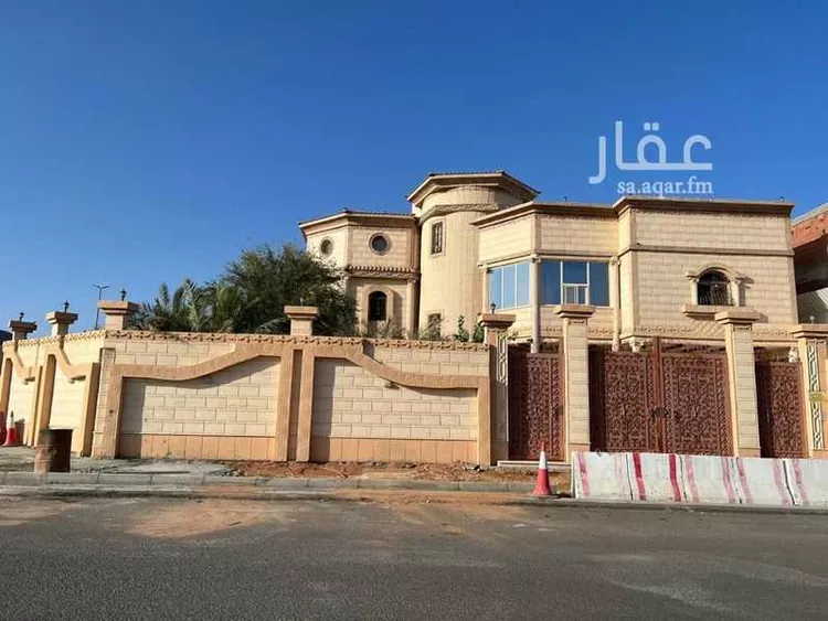 فيلا للبيع في شارع ربيعه بن رقيع التميمي, حي الدفاع, مدينة المدينة المنورة, منطقة المدينة المنورة